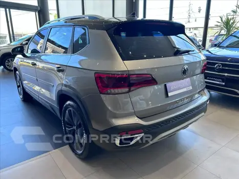 TAOS 1.4 250 TSI TOTAL FLEX HIGHLINE AUTOMÁTICO
