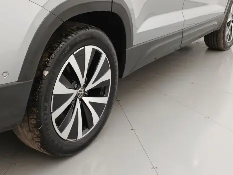 TAOS 1.4 250 TSI TOTAL FLEX HIGHLINE AUTOMÁTICO