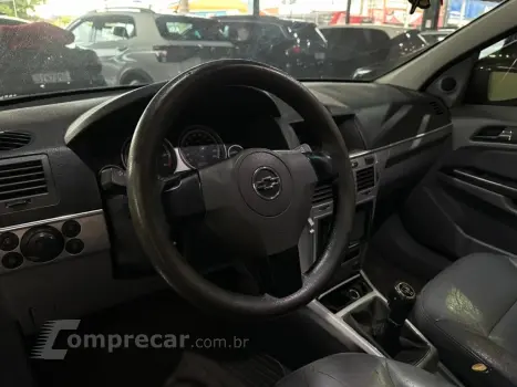 VECTRA 2.0 MPFI ELEGANCE 8V FLEX 4P MANUAL