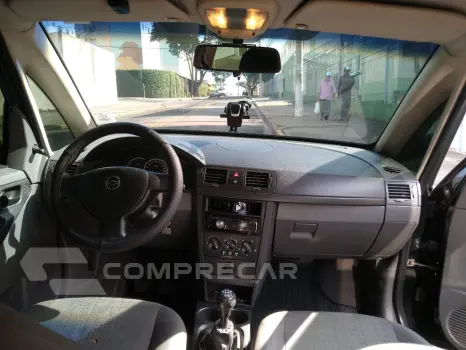 MERIVA 1.8 MPFI JOY 8V