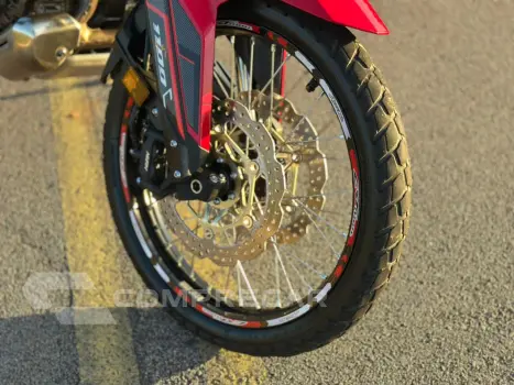 CRF 1100L