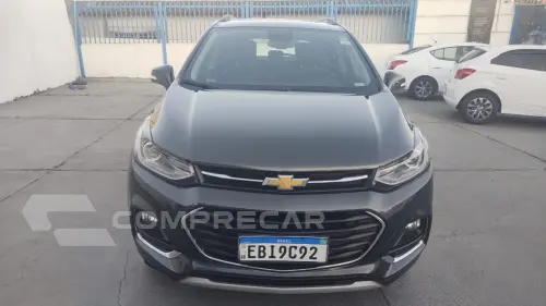TRACKER PREMIER