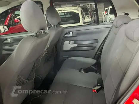 CROSSFOX - 1.6 MI 8V 4P MANUAL