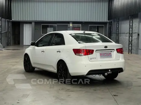 CERATO - 1.6 EX SEDAN 16V 4P AUTOMÁTICO
