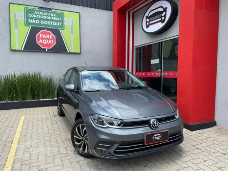 Volkswagen POLO 1.0 170 TSI HIGHLINE AUTOMÁTICO 4 portas