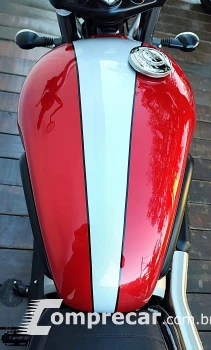 TRIUMPH STREET SCRAMBLER