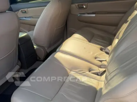 HILUX SW4 - 2.7 SR 4X2 16V 4P AUTOMÁTICO
