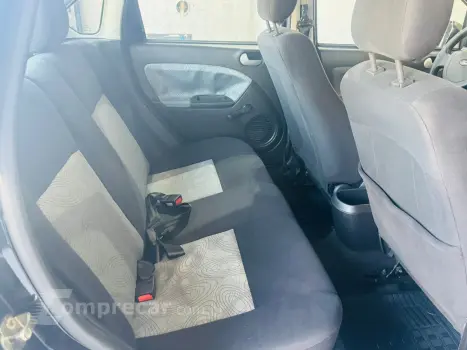 FIESTA 1.6 MPI Class Sedan 8V