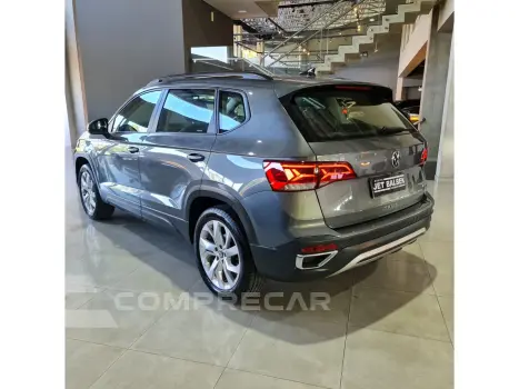 TAOS 1.4 250 TSI TOTAL FLEX COMFORTLINE AUTOMÁTICO