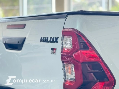 HILUX - 2.8 D-4D TURBO CD GR-S 4X4 AUTOMÁTICO