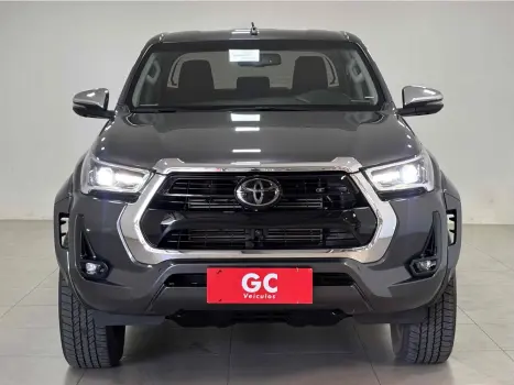 HILUX 2.8 D-4D TURBO DIESEL CD SRX PLUS 4X4 AUTOMÁTICO