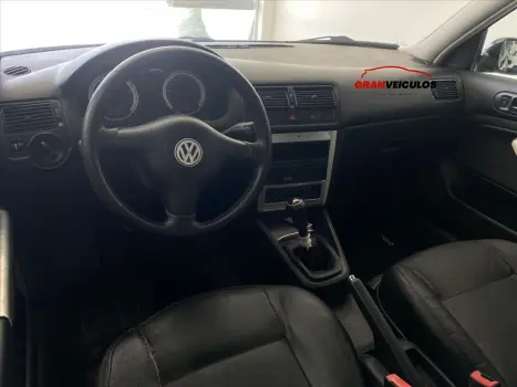 GOLF 1.6 MI FLASH 8V FLEX 4P MANUAL