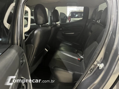 L200 TRITON 2.4 16V Turbo Sport Hpe-s CD 4X4