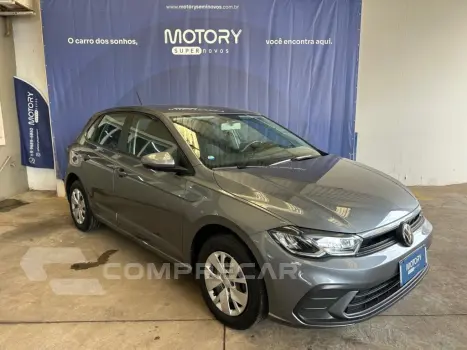 Volkswagen POLO 1.0 MPI TOTAL FLEX MANUAL 4 portas