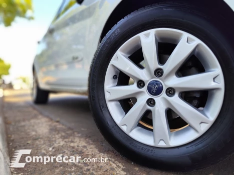 FIESTA 1.6 SE SEDAN 16V FLEX 4P MANUAL