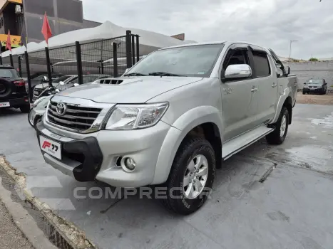 Toyota Hilux Caminhonete 3.0 16V 4P 4X4 SRV TURBO DIESEL CABINE DUP 4 portas