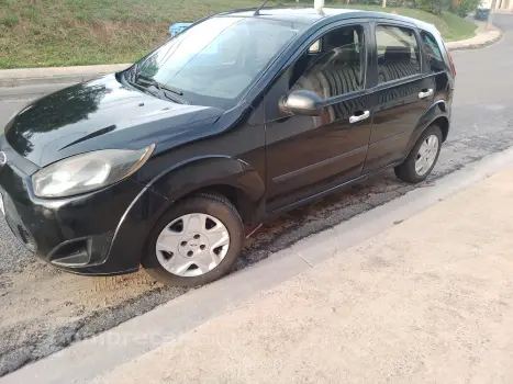 FORD FIESTA 1.0 MPI 8V 4 portas