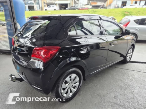 ONIX HATCH LT 1.0 8V FlexPower 5p Mec.
