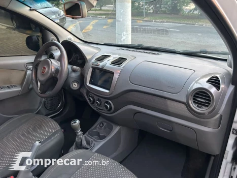 Grand Siena ESSENCE 1.6 Flex 16V