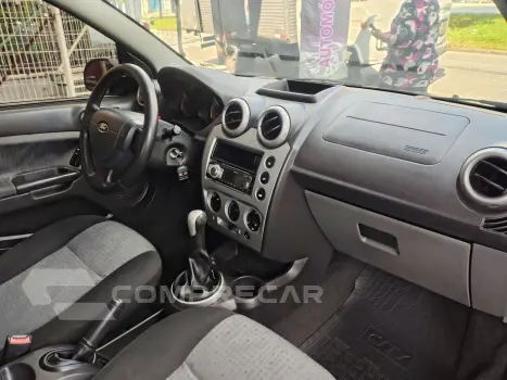 FIESTA 1.6 Rocam SE Sedan 8V