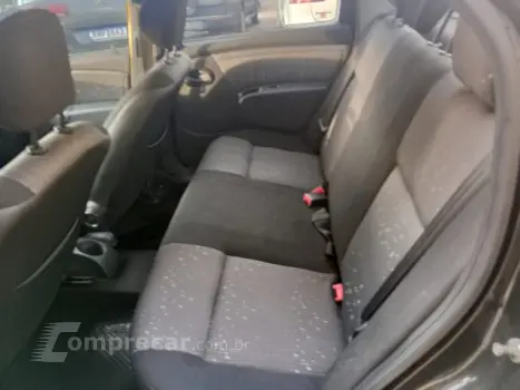 LOGAN - 1.6 EXPRESSION 16V 4P AUTOMÁTICO