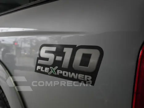 S10 2.4 MPFI EXECUTIVE 4X2 CD 8V FLEX 4P MANUAL