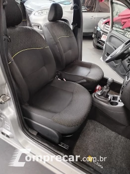CLIO 1.0 Expression 16V