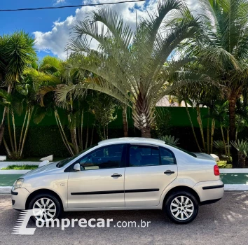 POLO SEDAN 1.6 MI Comfortline 8V