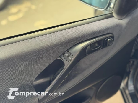 Passat 2.0 4P GL