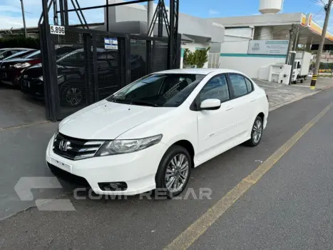 CITY Sedan LX 1.5 Flex 16V 4p Aut.