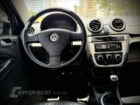 VOYAGE 1.0 MI 8V FLEX 4P MANUAL