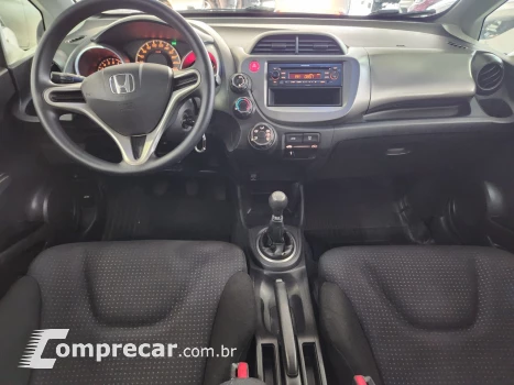 Fit 1.4 16V 4P LX FLEX