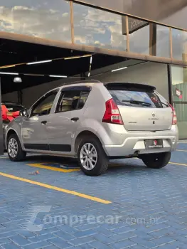 SANDERO Expression Hi-Flex 1.6 8V 5p