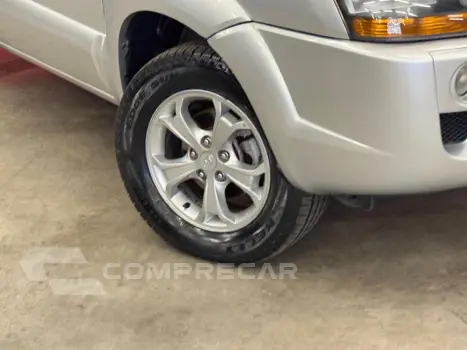 Tucson 2.0 Mpfi Gls 16V 143Cv 2Wd Flex 4P Automático