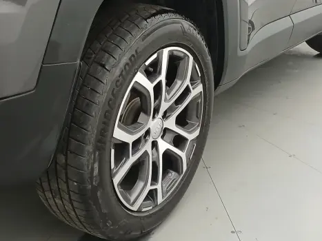 RENEGADE 1.3 T270 TURBO FLEX LONGITUDE AT6