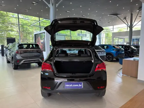 Onix Hatch 1.4 4P FLEX LT