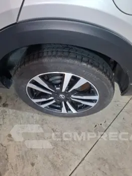 KICKS 1.0 Turbo Advance