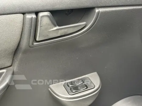 CELTA 1.0 MPFI LT 8V FLEX 4P MANUAL