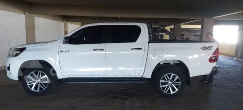 HILUX 2.8 SRV 4X4 CD 16V DIESEL 4P AUT