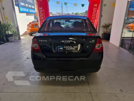 FIESTA 1.6 MPI Class Sedan 8V