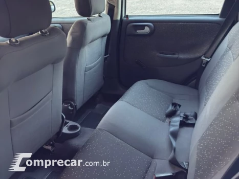 CORSA SEDAN - 1.4 MPFI PREMIUM SEDAN 8V 4P MANUAL