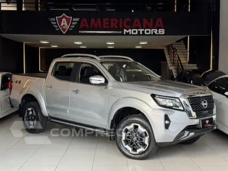 NISSAN Frontier 2.3 16V PLATINUM CABINE DUPLA 4X4 BI-TURBO DIESEL A 5 portas
