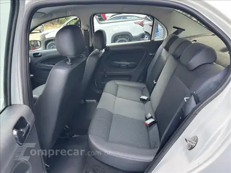 VOYAGE 1.0 12V MPI TOTALFLEX 4P MANUAL