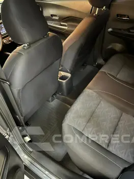 Kicks Play 1.6 16V FELXSTART SENSE XTRONIC AUTOMÁTICO