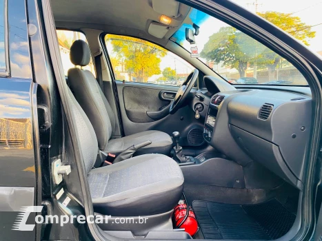 CORSA 1.4 MPFI Maxx Sedan 8V