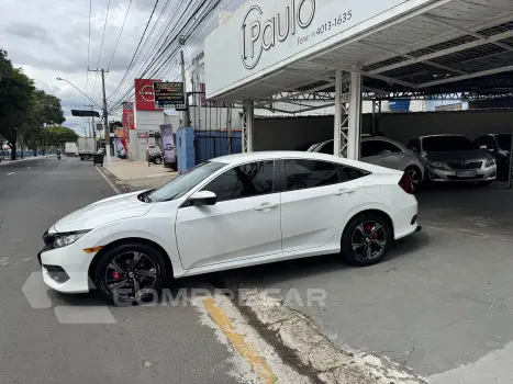 Honda CIVIC 2.0 16vone Sport 4 portas