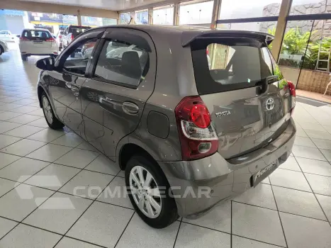 Etios Hatch 1.5 16V 4P FLEX X PLUS AUTOMÁTICO