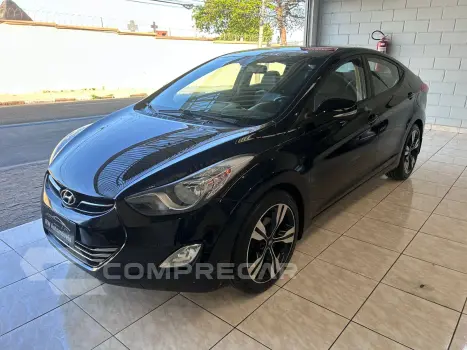Hyundai ELANTRA 2.0 16V 4 portas