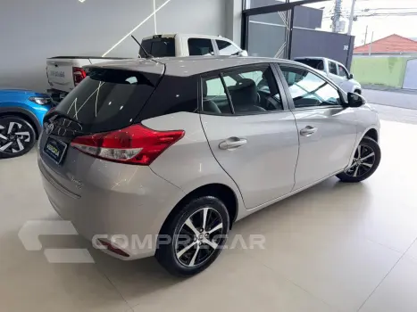 YARIS 1.5 16V XS Connect