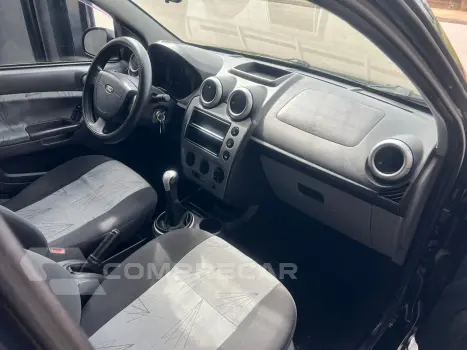 FIESTA 1.6 MPI Class Hatch 8V